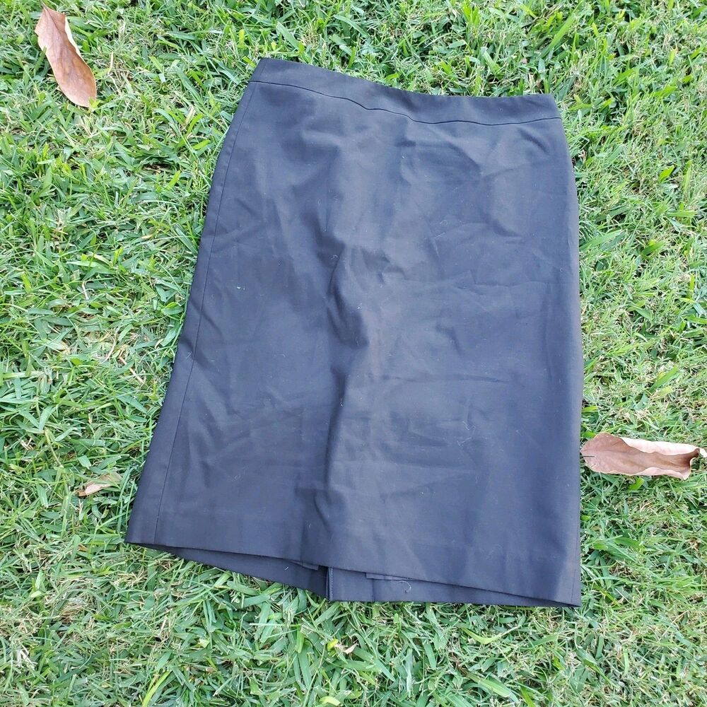 Banana Republic Black Skirt Size 4